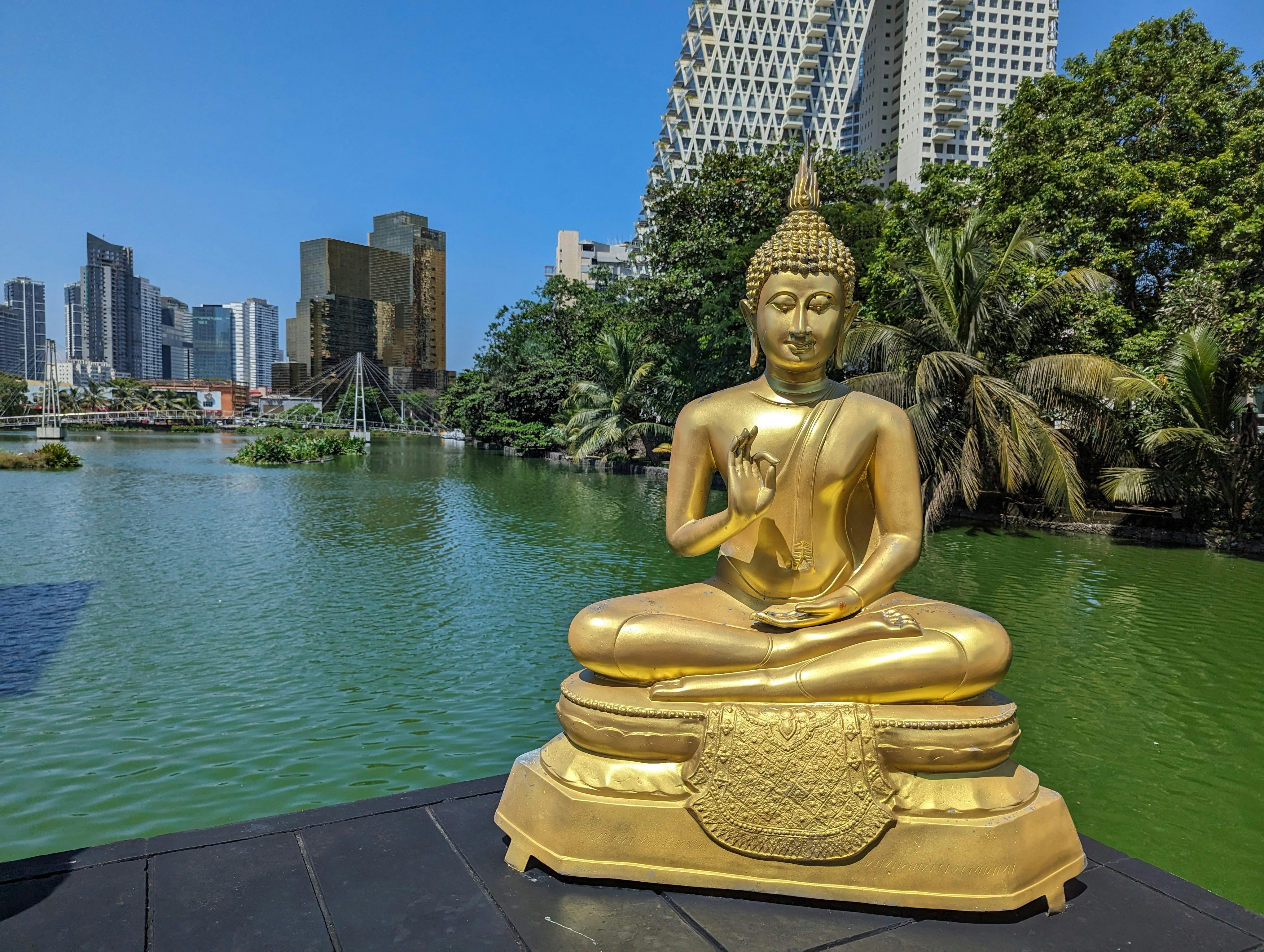 Gangaramaya Temple