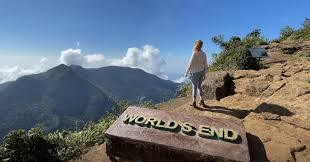 World's End cliff at Horton Plains National Park - 880m drop